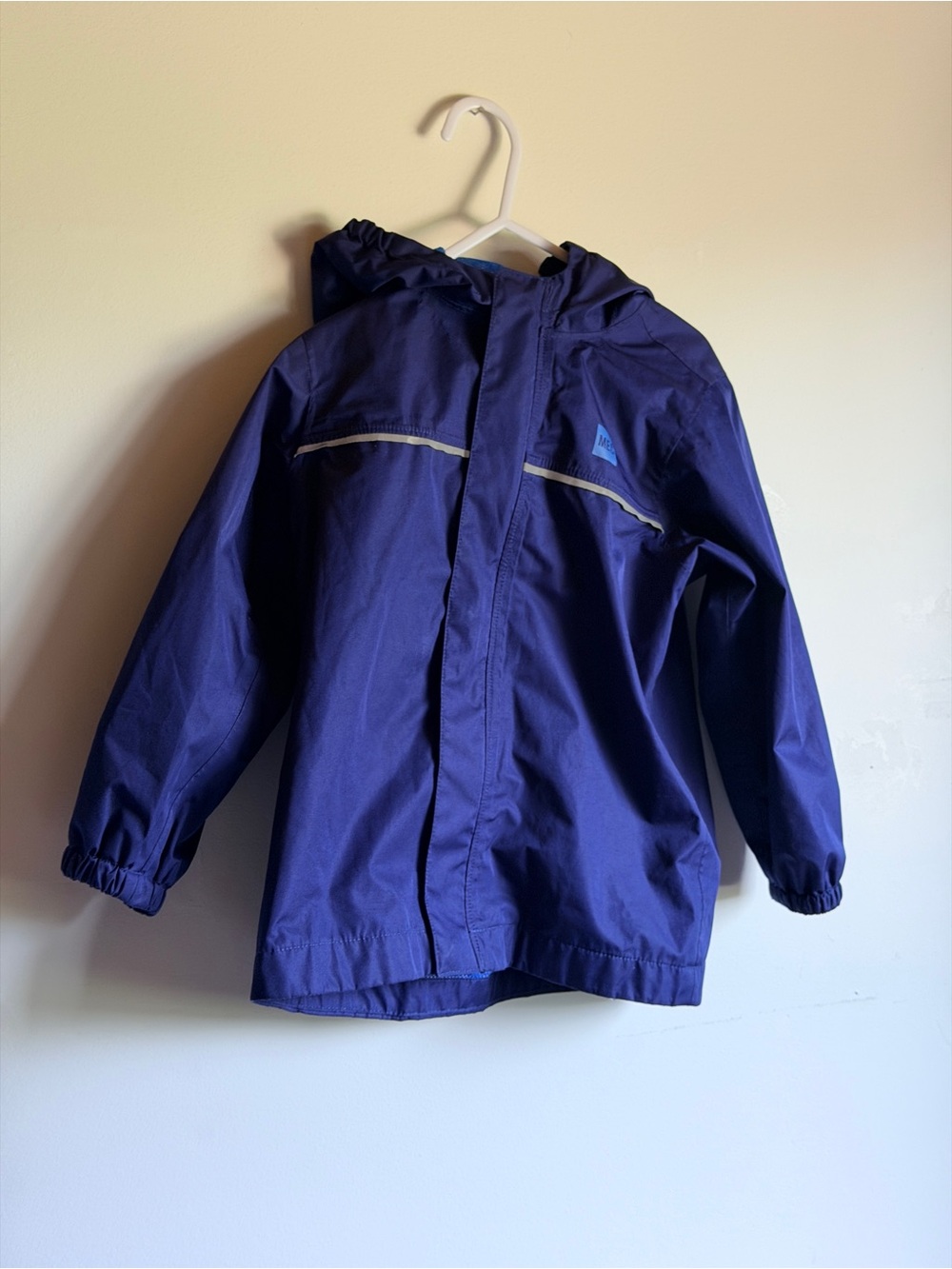 MEC Kids Blue Aquanator Rain Jacket - Picture 3 of 5